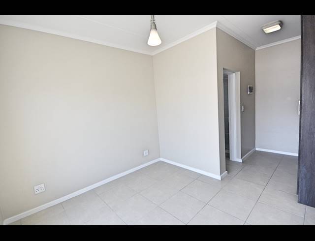 1 BEDROOM APARTMENT TO LET IN SANDOWN